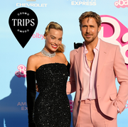 margot robbie and ryan gosling on the red carpet of barbie